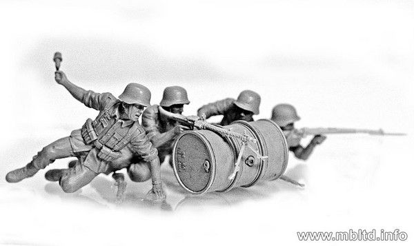 Немецкая пехота в обороне - 1:35 MB35102 фото