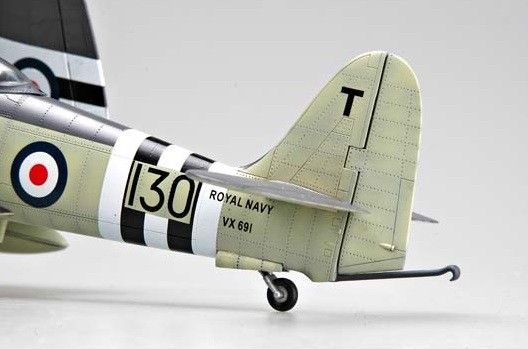 Сборная модель 1:48 истребителя-бомбардировщика Hawker Sea Fury FB.11 TRU02844 фото