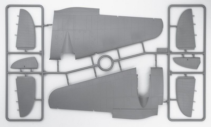 Сборная модель 1:48 бомбардировщика He 111H-3 ICM48266 фото
