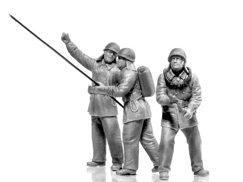 Набір 1:35 фігурок Радянські пожежники ICM35623 фото