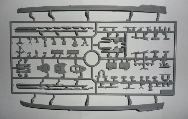 Сборная модель 1:700 линкора 'Гроссер Курфюрст' ICMS015 фото