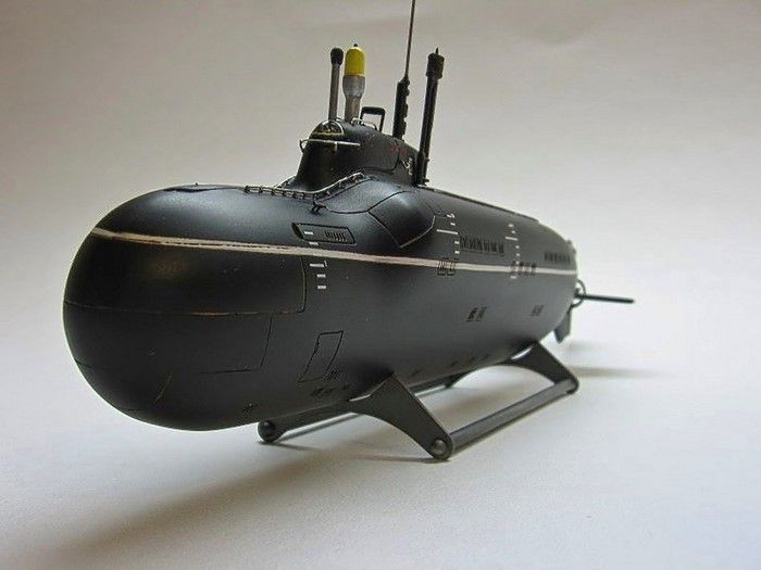 Сборная модель 1:144 подводной лодки ПЛ проекта 865 'Пиранья' MM144001 фото