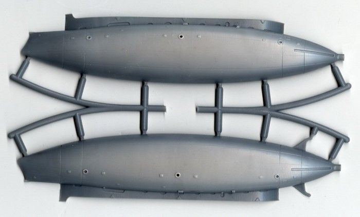 Збірна масштабна модель 1:144 підводного човна 'Дельфін' MM144010 фото