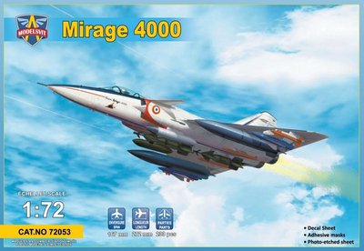 Збірна модель 1:72 винищувача Mirage 4000 MS72053 фото