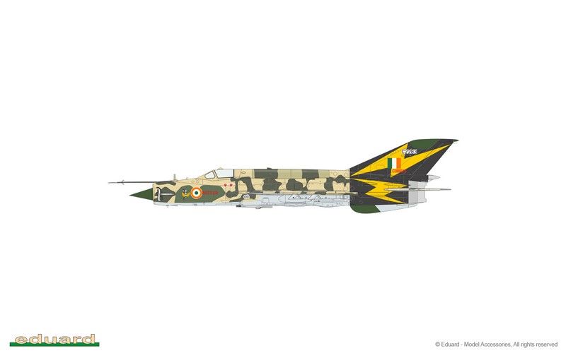 Збірна модель 1:48 винищувача МіГ-21біс EDU84130 фото