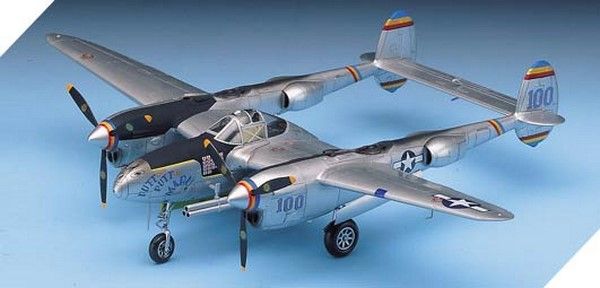 Збірна масштабна модель 1:48 винищувача P-38 Lightning AC12282 фото