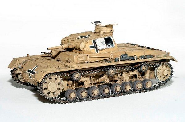Сборная модель 1:35 танка Pz.Kpfw. III Ausf. C MA35166 фото