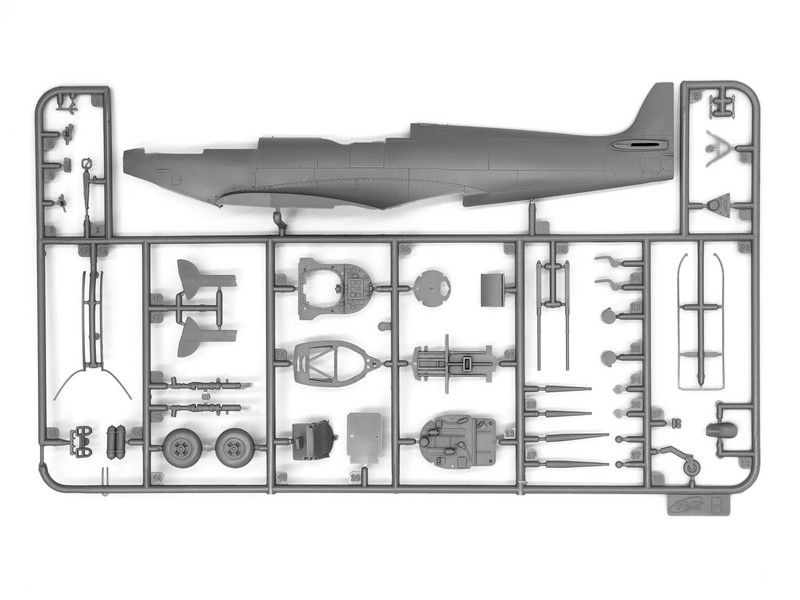 Сборная модель 1:48 истребителя Spitfire LF.IXE ICM48802 фото