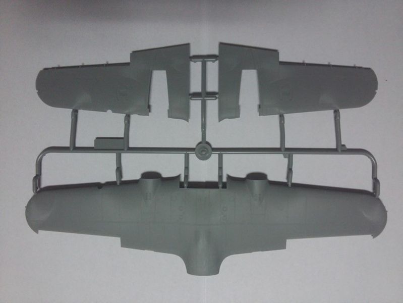 Сборная модель 1:72 истребителя Do 215B-5 ICM72306 фото
