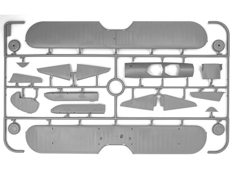 Сборная модель 1:32 самолета. Stearman PT-13/N2S-2/5 Kaydet ICM32052 фото