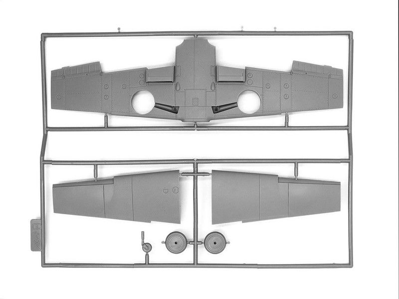 Сборная модель 1:48 истребителя Bf 109 F-4z/Trop ICM48105 фото