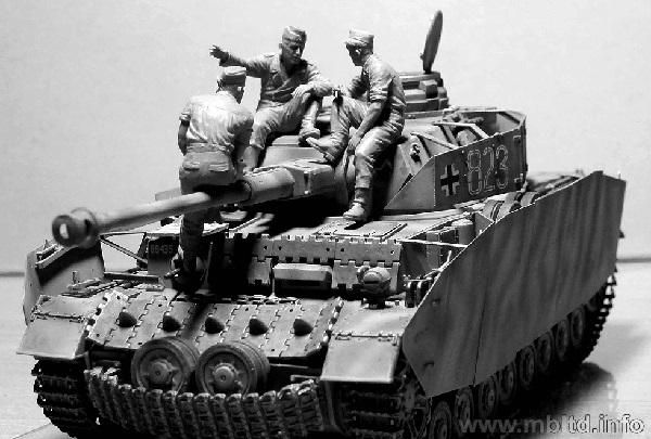 Немецкие танкисты, WWII - 1:35 MB35160 фото