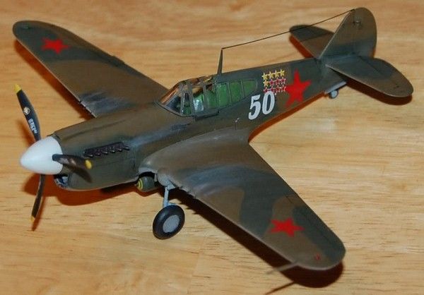 P-40E Kittyhawk - 1:72 HB80250 фото