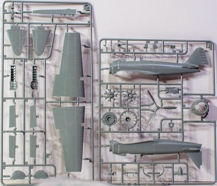 Збірна модель 1:48 винищувача A6M2b Zero AC12352 фото