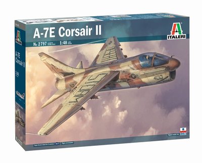 Збірна модель 1:48 штурмовика A-7E Corsair II ITL2797 фото