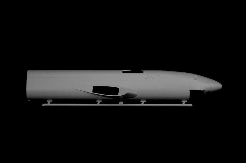 Збірна модель 1:72 бомбардувальника B-52G Stratofortress ITL1451 фото