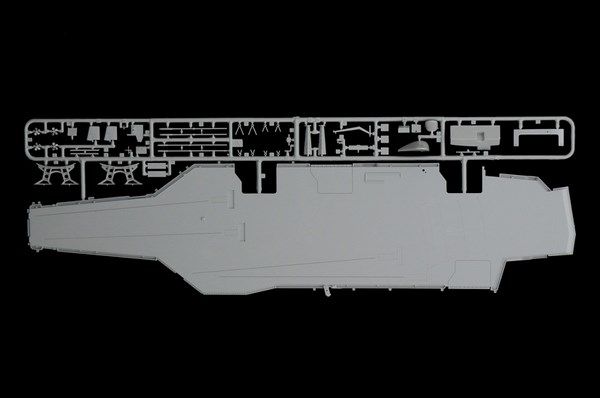 Збірна модель 1:720 авіаносця USS 'George H.W. Bush" ITL5534 фото