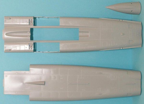 Збірна модель 1:72 ракетоносця-бомбардувальника Ту-22М2 TRU01655 фото