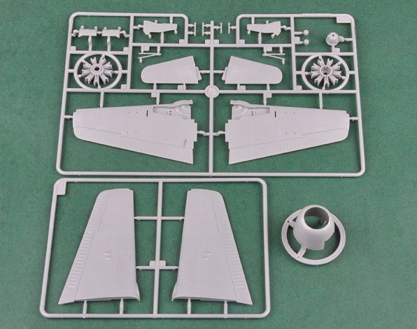 F8F-2B 'Bearcat' - 1:48 HB80358 фото