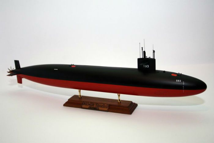 Збірна модель 1:144 підводного човна USS Thresher MS1401 фото