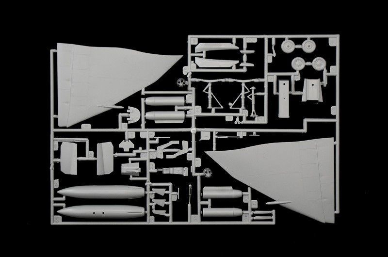 Збірна модель Italeri sAAB JA-37/AJ-37 Viggen - 1:48 масштабна з пластику, гелікоптери та вертольоти ITL2785 фото