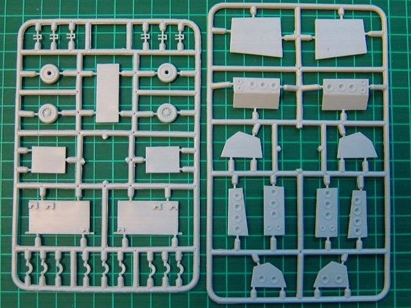 Збірна модель 1:72 літака БТС-002 AMO72027 фото