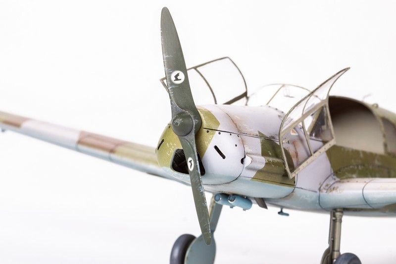 Сборная модель 1:32 самолета Bf 108 EDU3404 фото