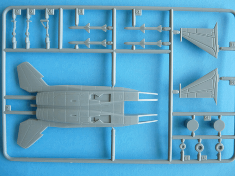 Сборная модель Academy f-15C - 1:144 масштабная из пластика, геликоптеры и вертолеты AC12609 фото