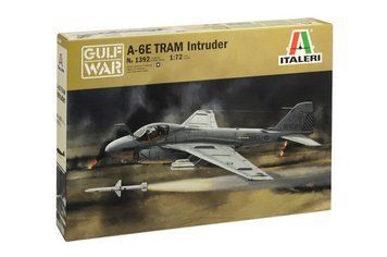 Збірна масштабна модель 1:72 штурмовика A-6E Tram Intruder Italeri, гелікоптери та вертольоти ITL1392 фото