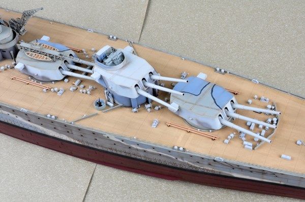 Сборная модель 1:200 линкора HMS 'Rodney' TRU03709 фото