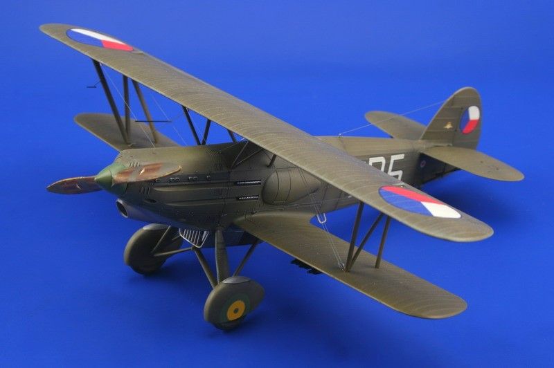 Збірна модель 1:48 винищувача Avia B.534 III EDU8191 фото