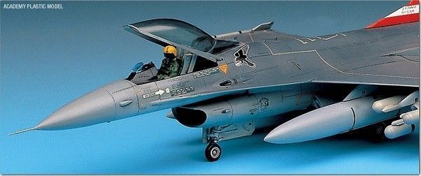 Збірна модель Academy f-16 А/C Fighting Falcon - 1:48 масштабна з пластику, гелікоптери та вертольоти AC12259 фото
