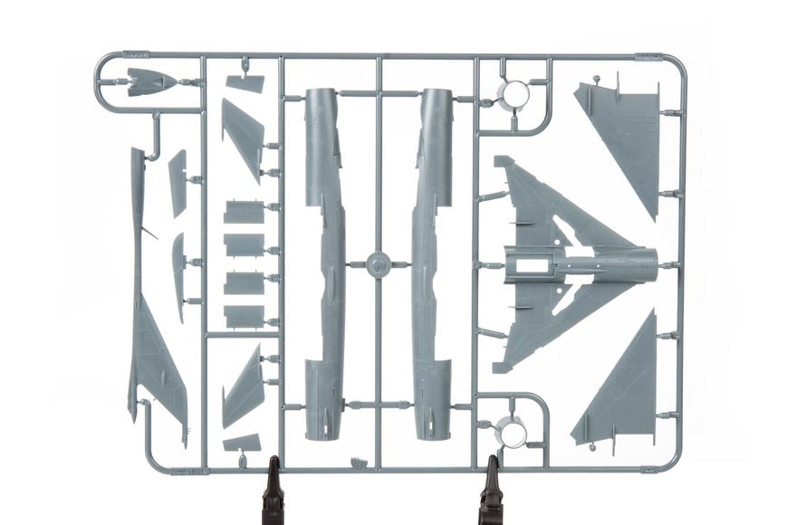 Сборная масштабная модель 1:72 истребителя МиГ-21ПФМ EDU70144 фото