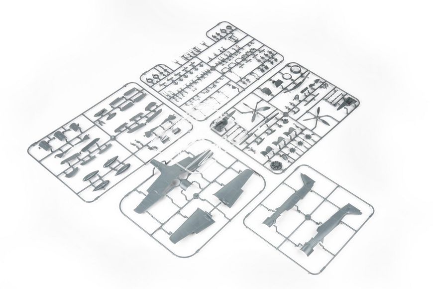 Сборная модель 1:48 истребителя Fw 190A-8 EDU84116 фото