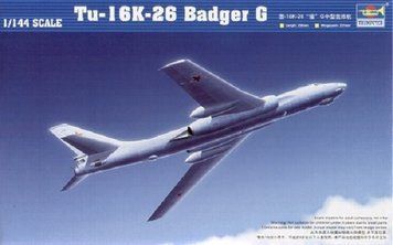 Сборная модель Trumpeter ту-16К-26 - 1:144 масштабная из пластика, геликоптеры и вертолеты TRU03907 фото