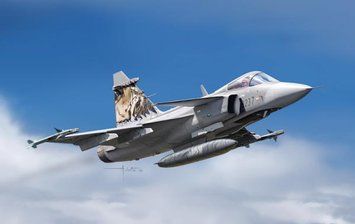 Збірна модель Italeri jAS-39 Gripen - 1:72 масштабна з пластику, гелікоптери та вертольоти ITL1306 фото