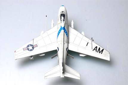 Сборная модель 1:48 истребителя FJ-4 'Fury' HB80312 фото