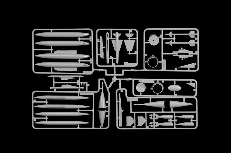 Сборная модель 1:72 истребителя Mirage IIIE Italeri, геликоптеры и вертолеты ITL2816 фото