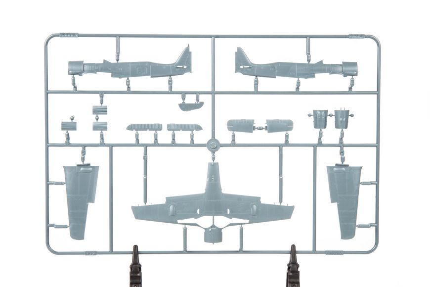 Збірна модель 1:72 винищувача Fw-190A-5 EDU7470 фото