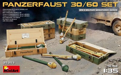 Збірна модель 1:35 гранатометів Panzerfaust MA35253 фото