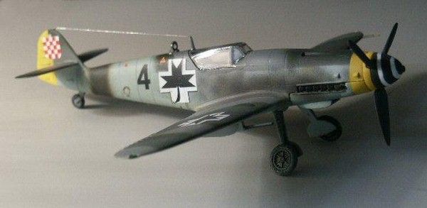 Bf 109G-10 - 1:72 HB80227 фото