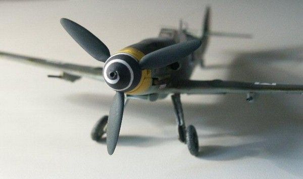 Bf 109G-10 - 1:72 HB80227 фото