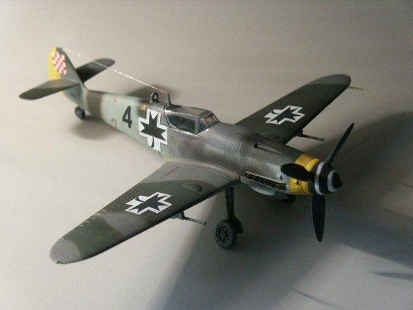 Bf 109G-10 - 1:72 HB80227 фото