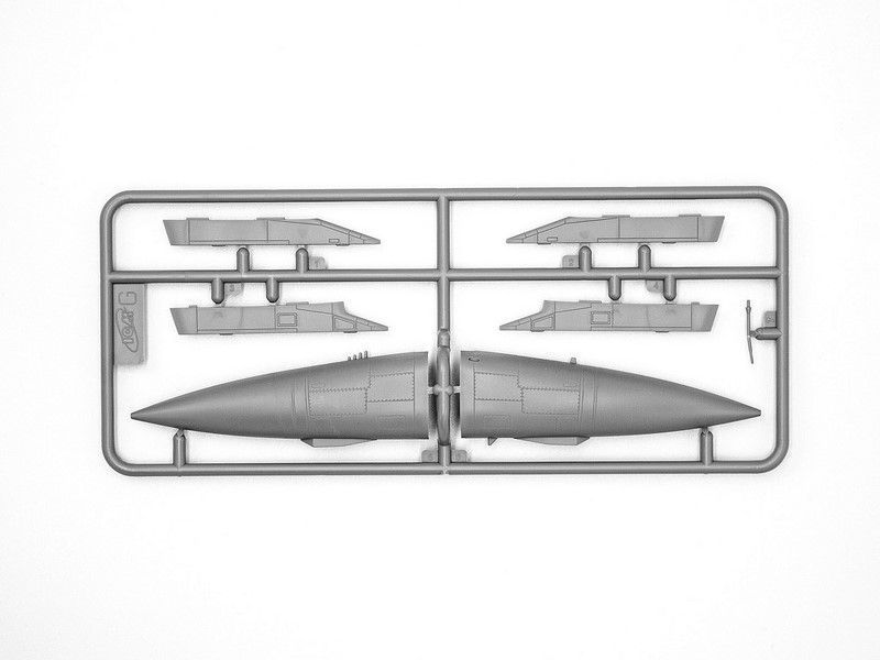 Сборная модель ICM миГ-25ПУ - 1:72 из пластика, геликоптеры и вертолеты ICM72178 фото