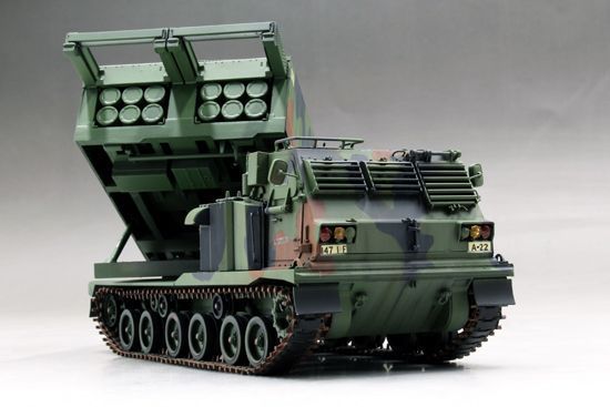 Сборная модель РСЗО M270/A1 1/35, Trumpeter 01049, военная артиллерия и ЗРК TRU01049 фото