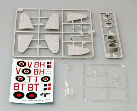 Vickers Wellington model kits in 1/72 scale