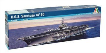Збірна масштабна модель 1:720 авіаносця USS 'Saratoga' (CV-60) Italeri, флот і військові кораблі ITL5520 фото