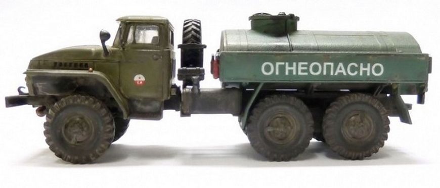 Збірна модель ICM аТЗ-5-4320 - 1:72 масштабна з пластику, військові автомобілі ICM72613 фото