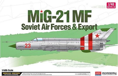 Збірна масштабна модель 1:48 винищувача МіГ-21МФ AC12311 фото