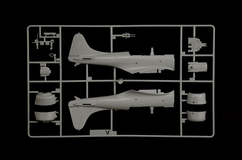 Збірна модель літака 1:48 SBD-3 Dauntless, Italeri 2841 ITL2841 фото